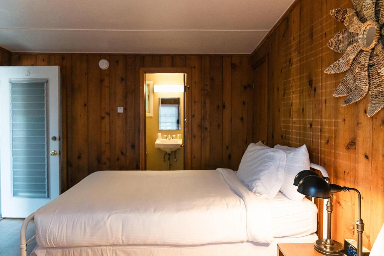 Whispering Winds Motel Оберн Екстер'єр фото